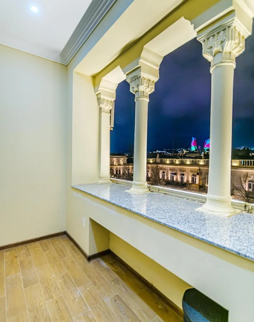 Central Apartment De Lux Baky